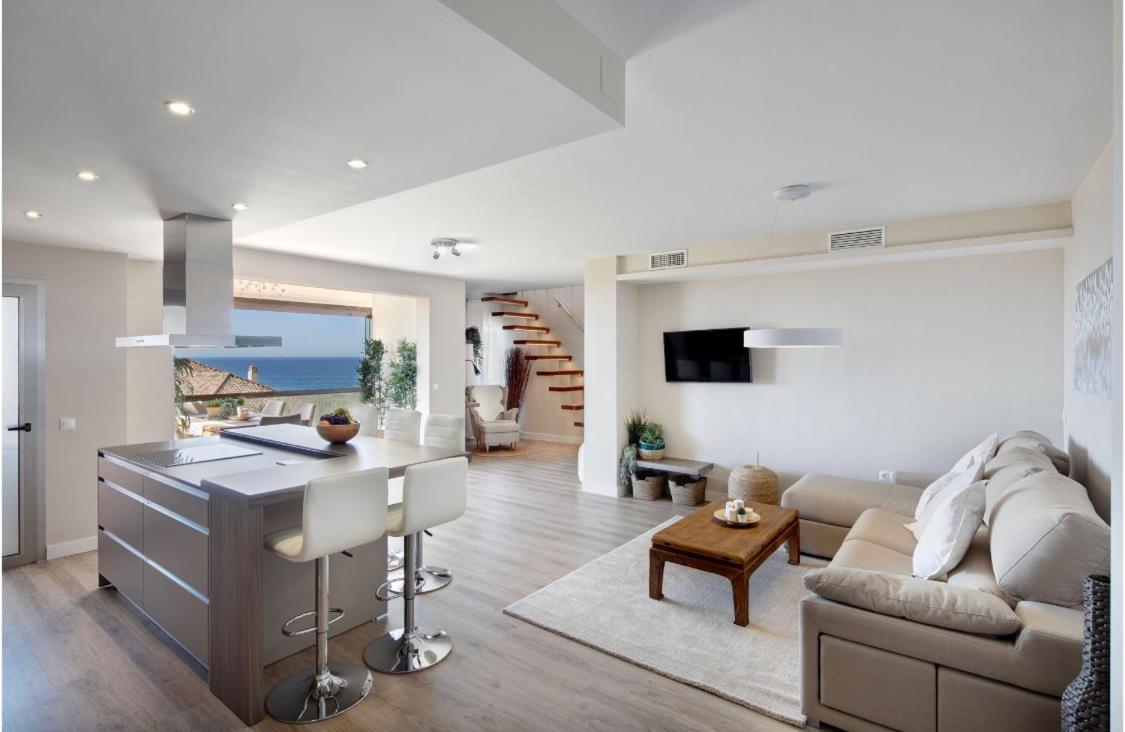 Apartamento Amazing Duplex Next To The In Marbella