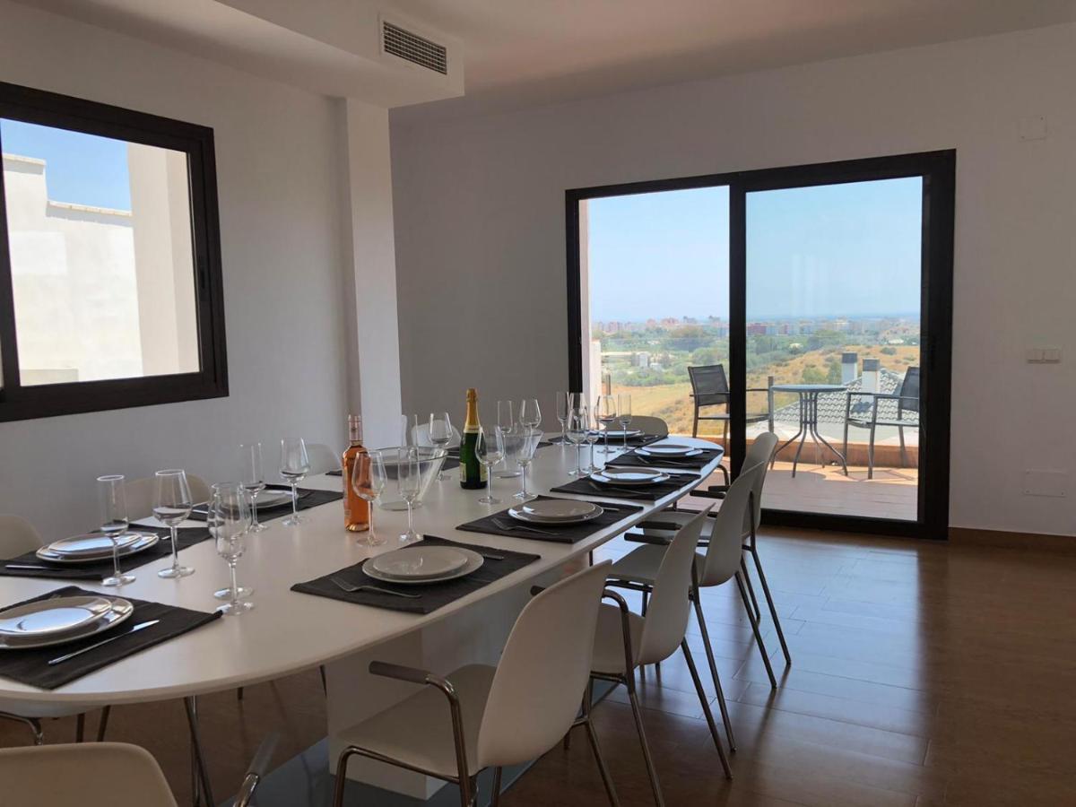 Luxury For 12 People Villa
