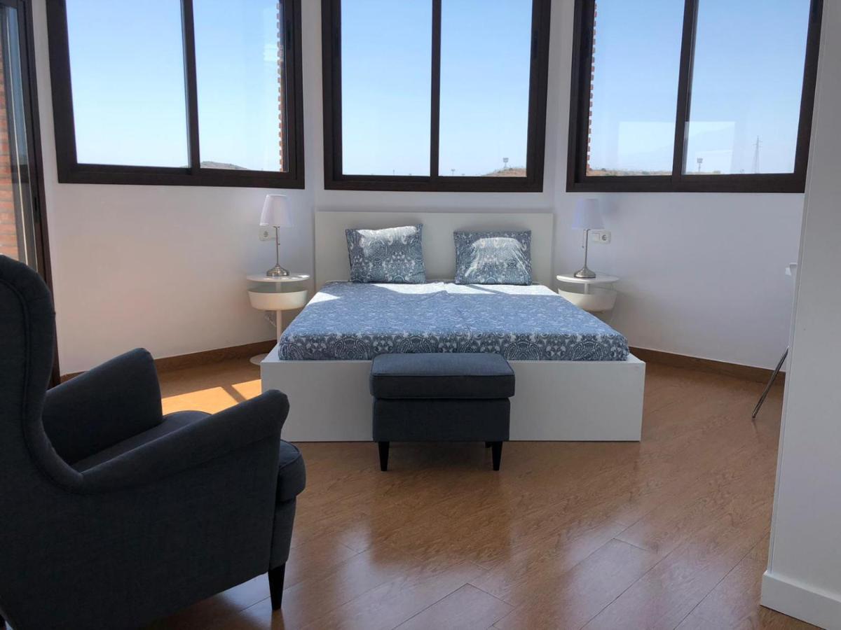 Villa Luxury For 12 People *