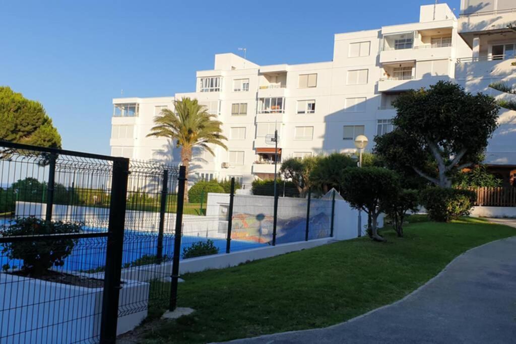 Sea View Near Alicante Apartamento *