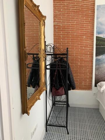 Apartment Mana