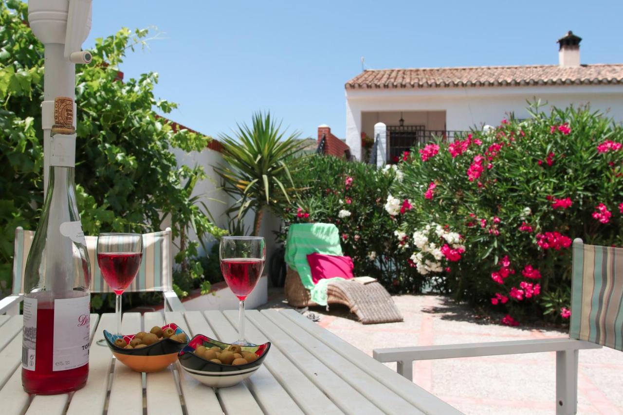 Gorgeous Sleeps 11 Private Pool And Garden Villa *