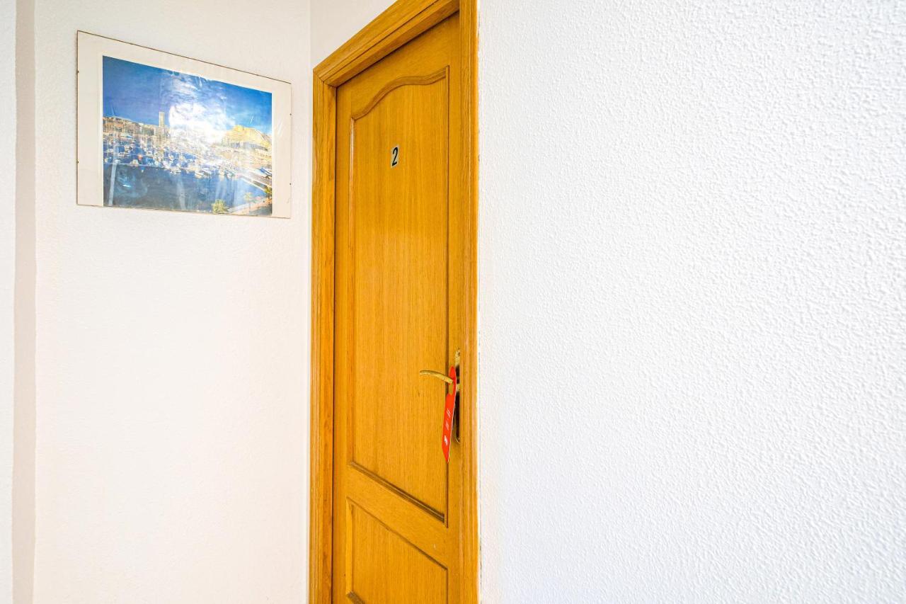 Ayuntamiento Hostal *