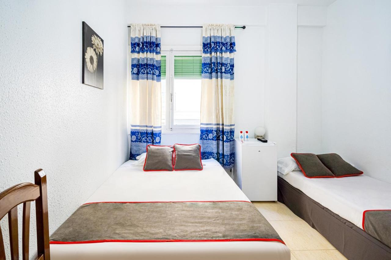 Ayuntamiento Hostal