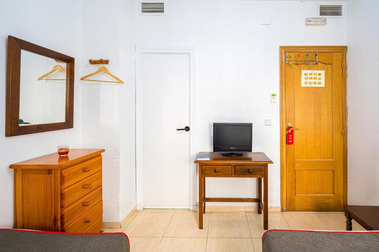 Ayuntamiento Hostal Alicante