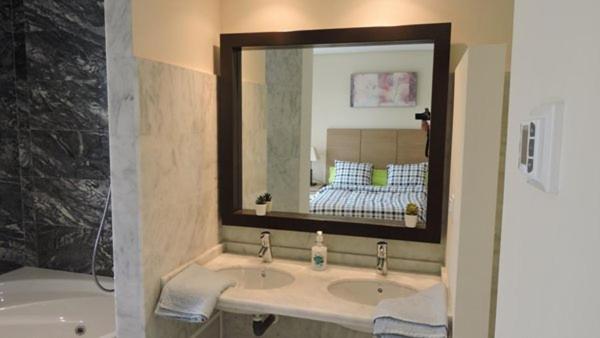 Hl 006 Luxury 2 Bedroom On Hda Golf Resort, Murcia Apartment *