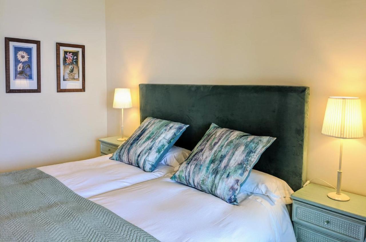 Coral Apartment