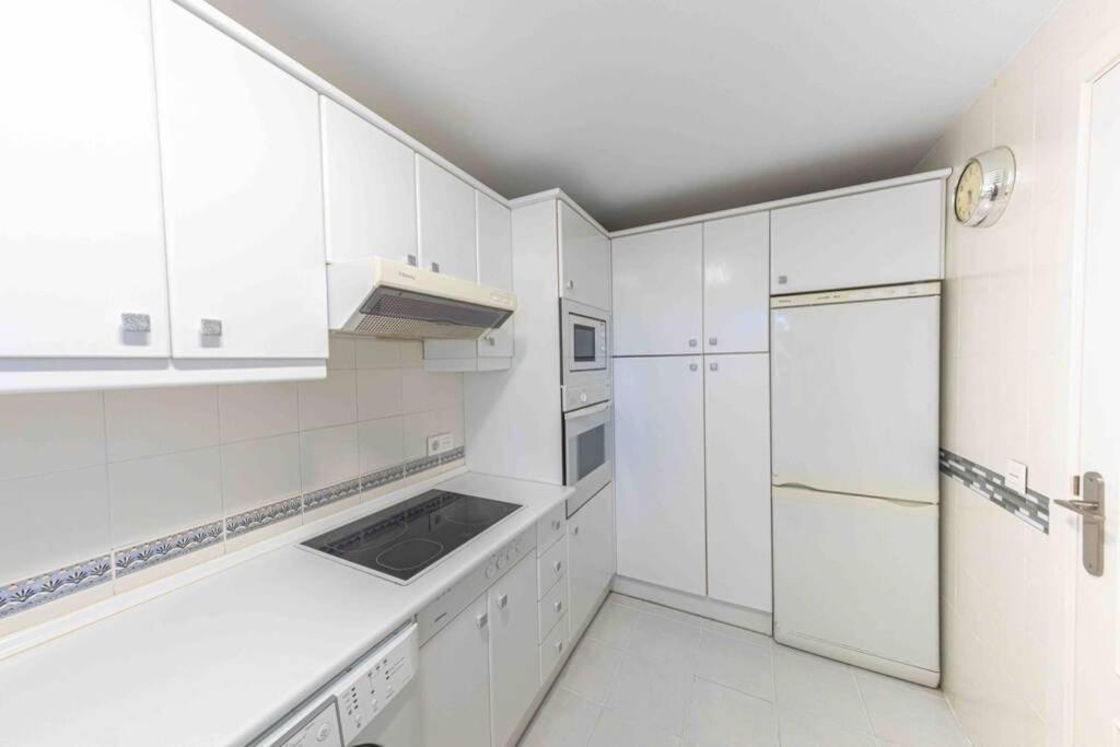 Apartamento Brigth Apartment/2bed/2bath/100m Beach/sea Views *