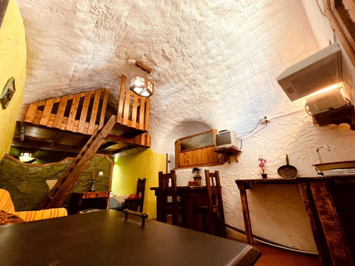Cuevas Abuelo Ventura Hotel Guadix