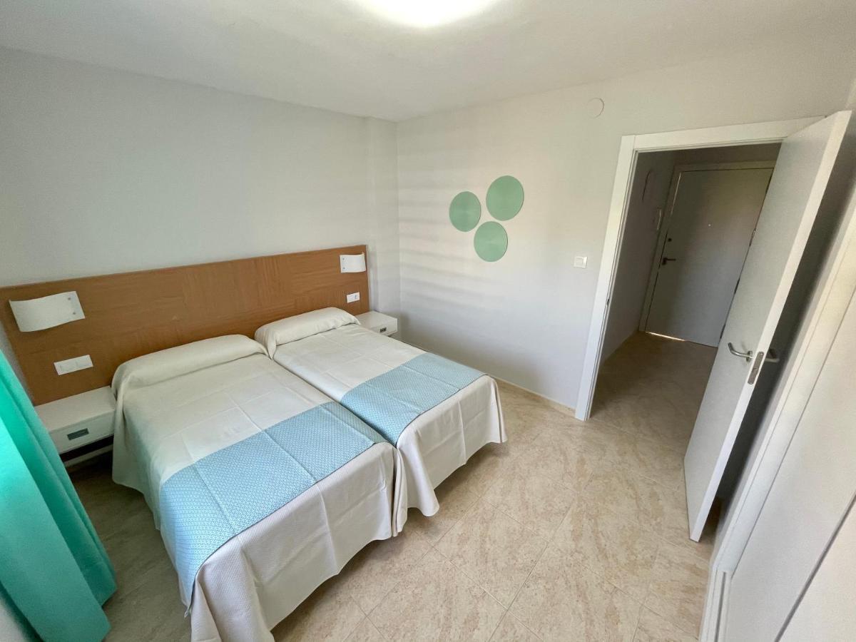 Apartment California 1 & 2, Family Only, By California