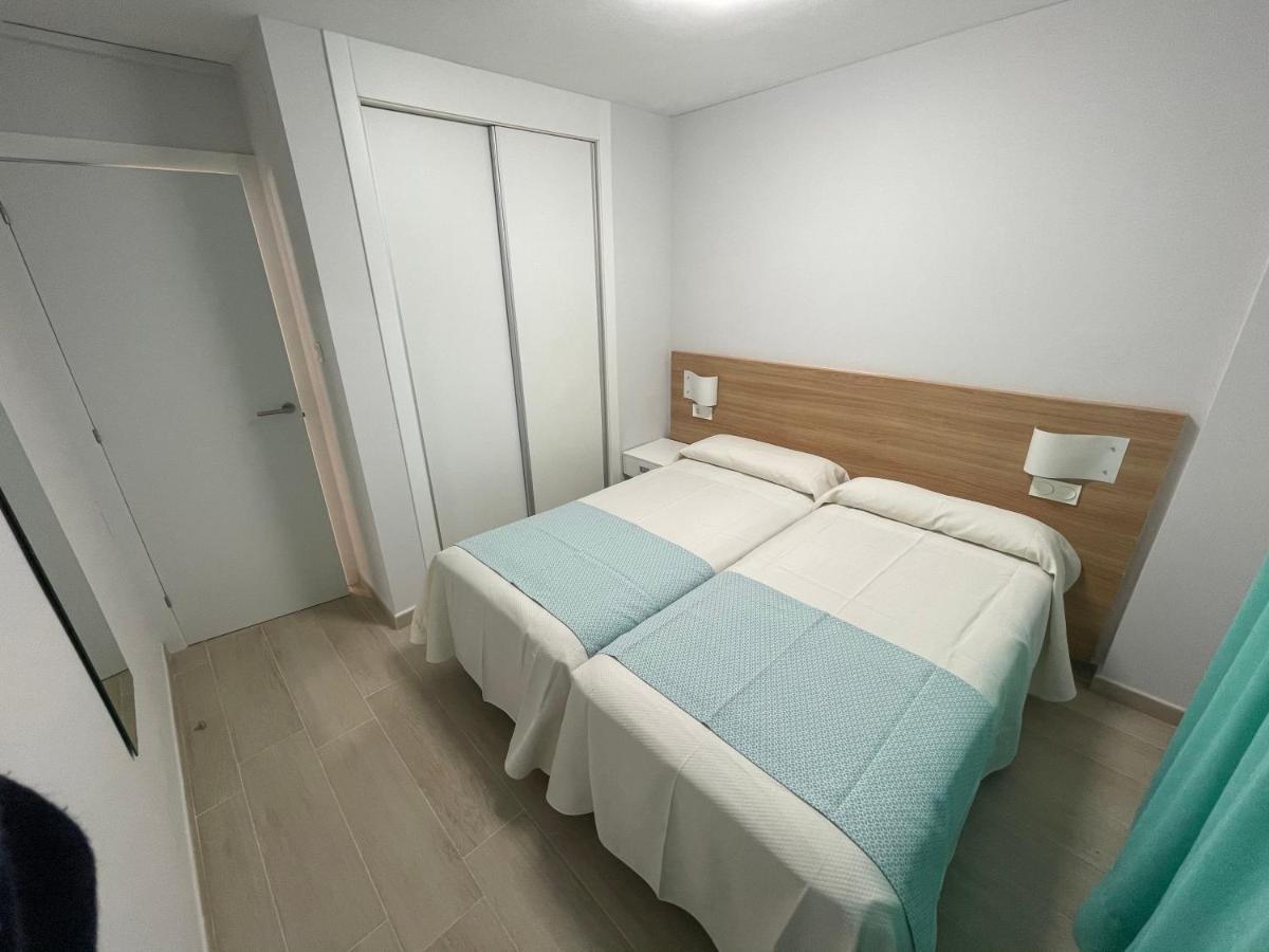 Apartment California 1 & 2, Family Only, By California Salou