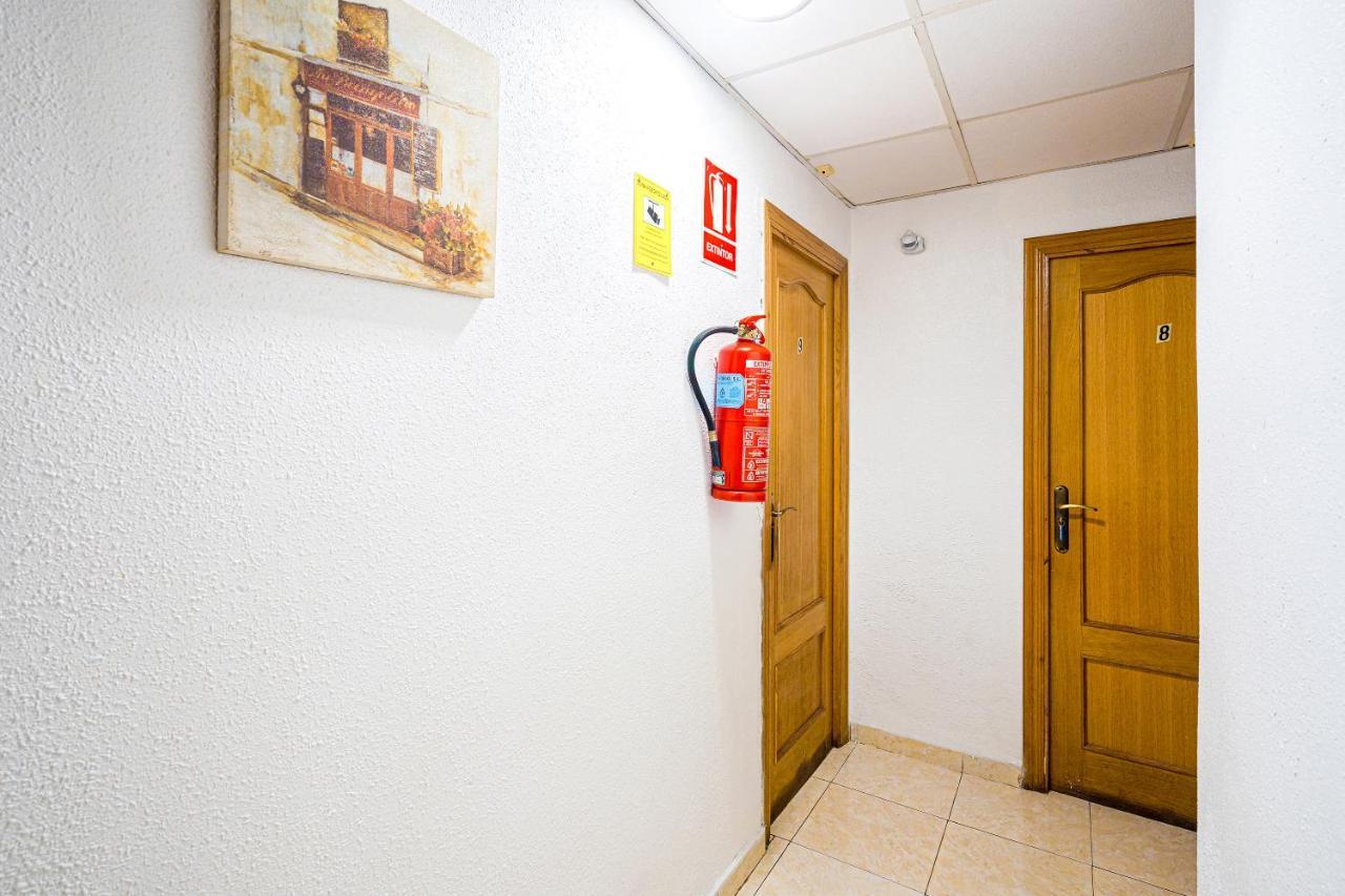 Ayuntamiento Hostal Alicante