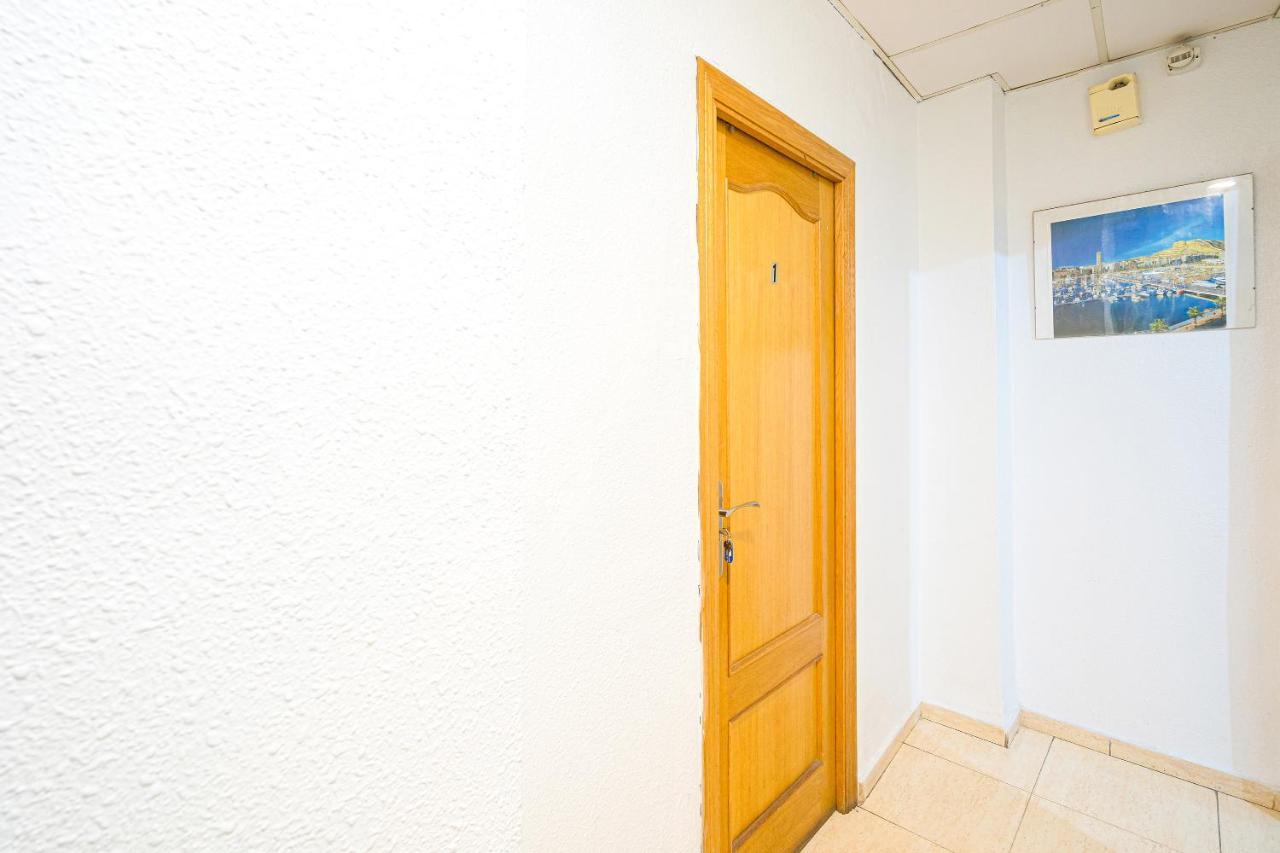 Ayuntamiento Hostal Alicante