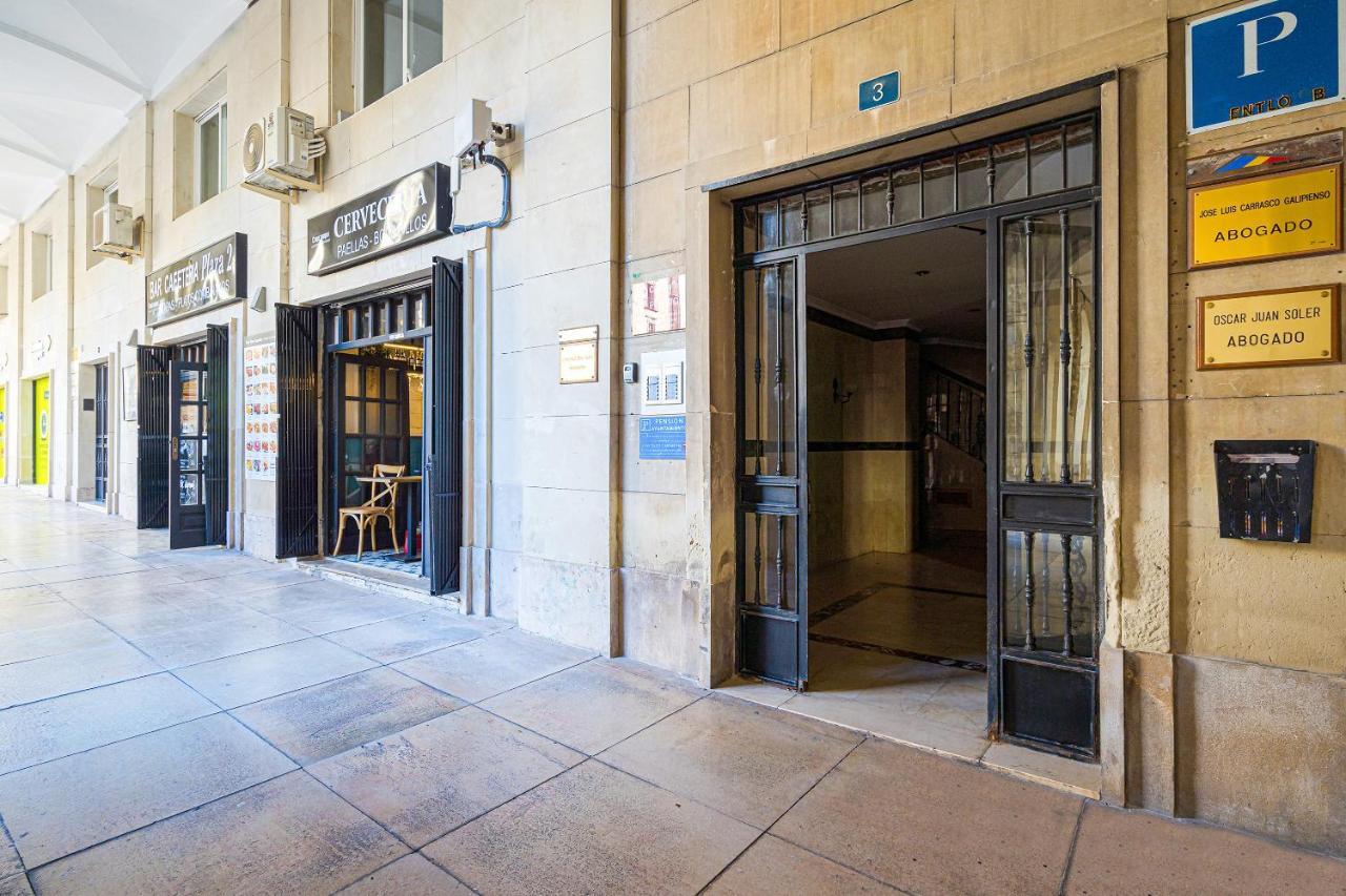 Ayuntamiento Hostal Alicante