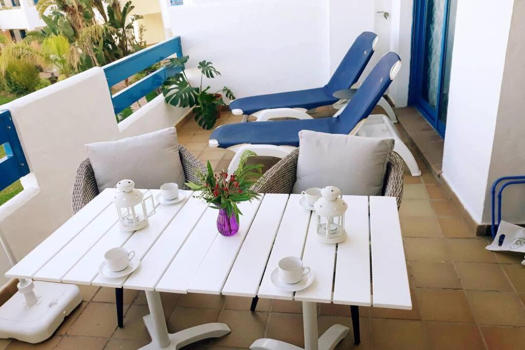 Apartment Beautiful In Duquesa Suites And Gardens Castillo de Sabinillas