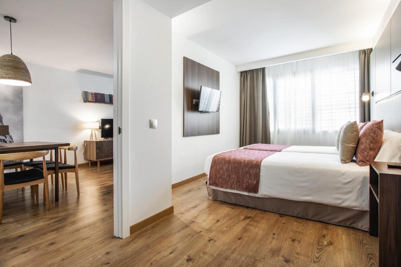 Pierre & Edificio Eurobuilding 2 Apartment Madrid