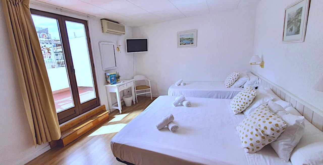 Mireia Hotel *