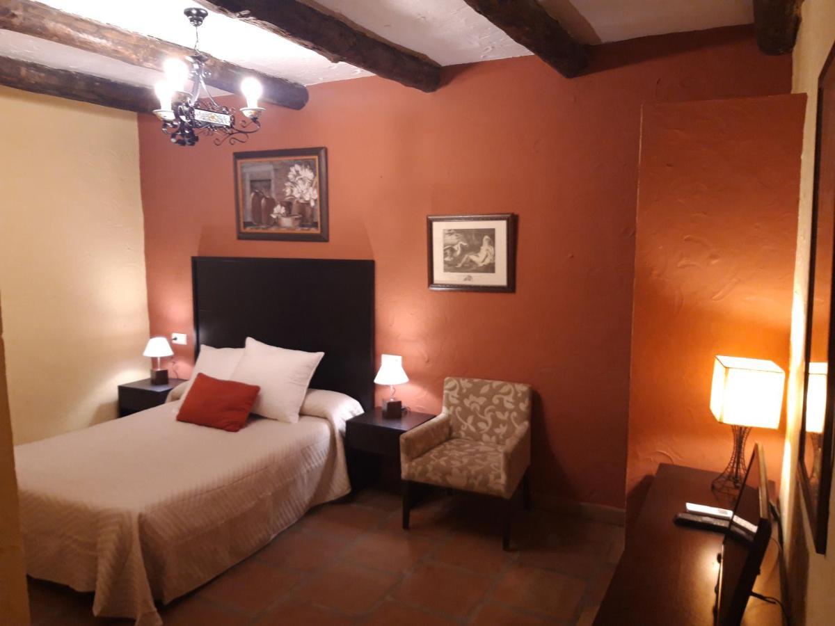Restaurante Buitreras * El Colmenar