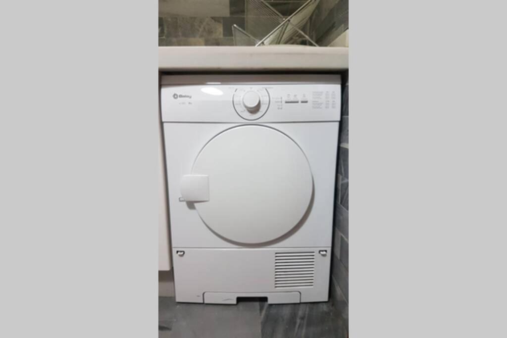 Magnífico Apto 2 Dorm 2 Baños En El Corazón De Aa Wifi * Sevilla