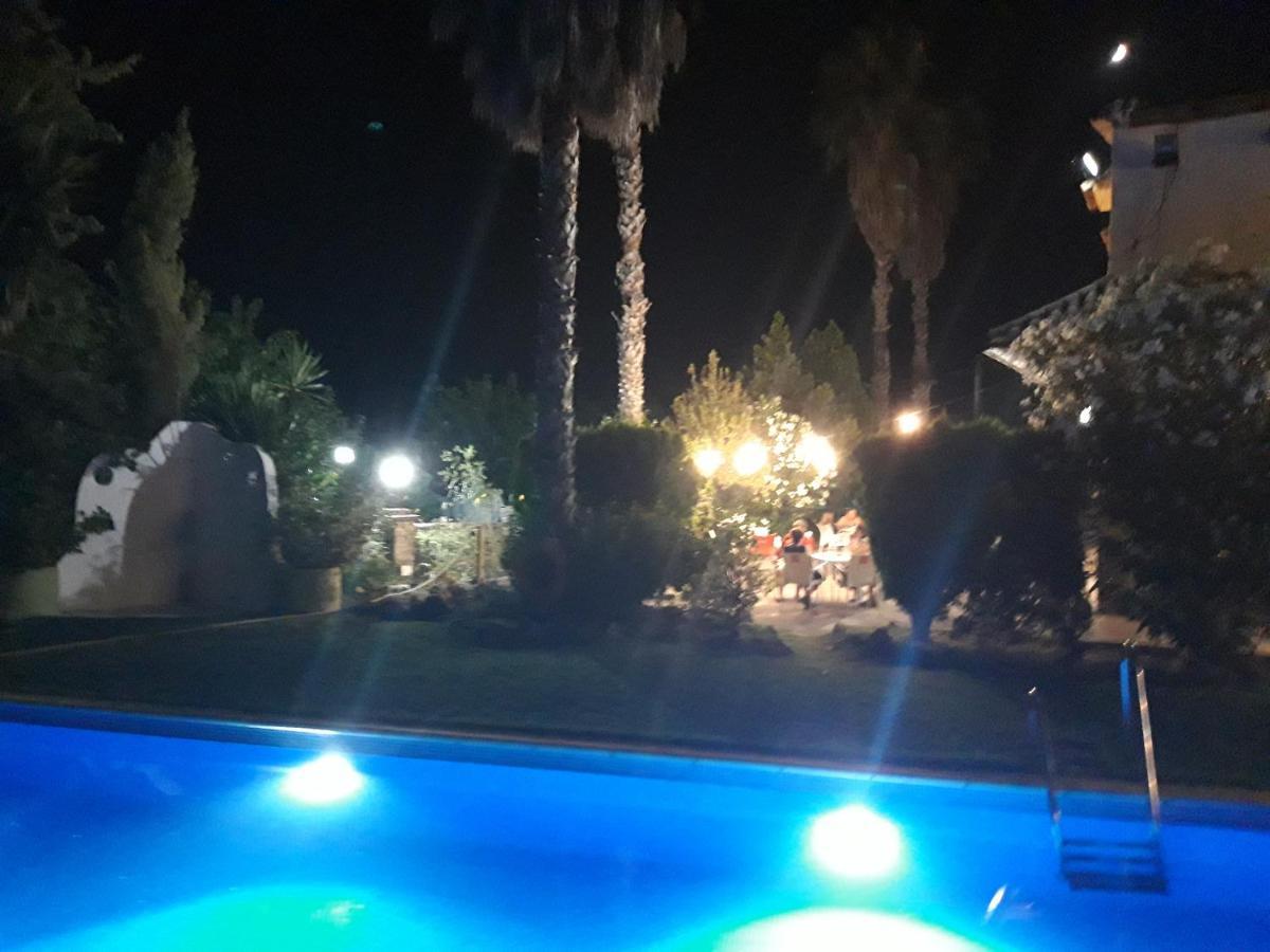 Restaurante Buitreras Hotel *