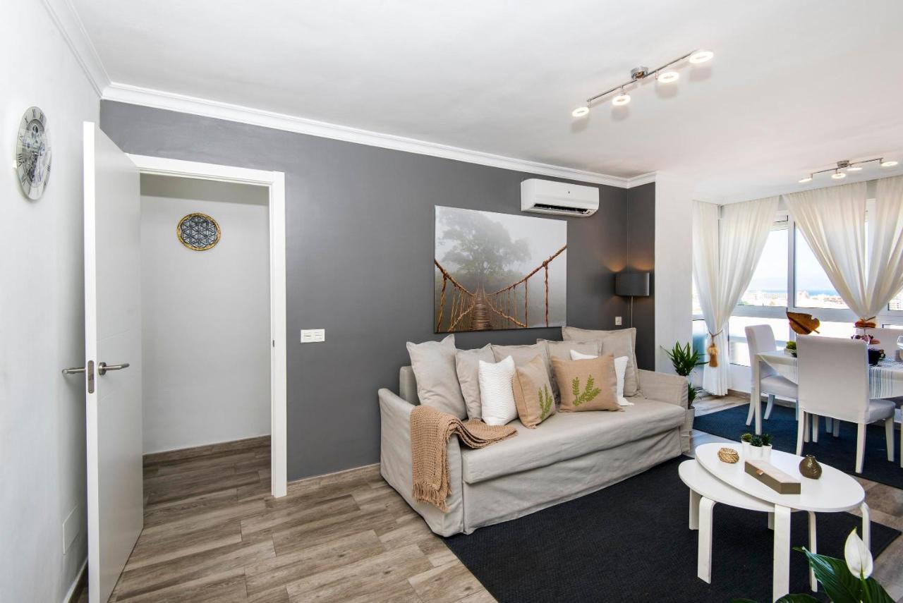 Wonderful In Puerto Marina Apartamento *