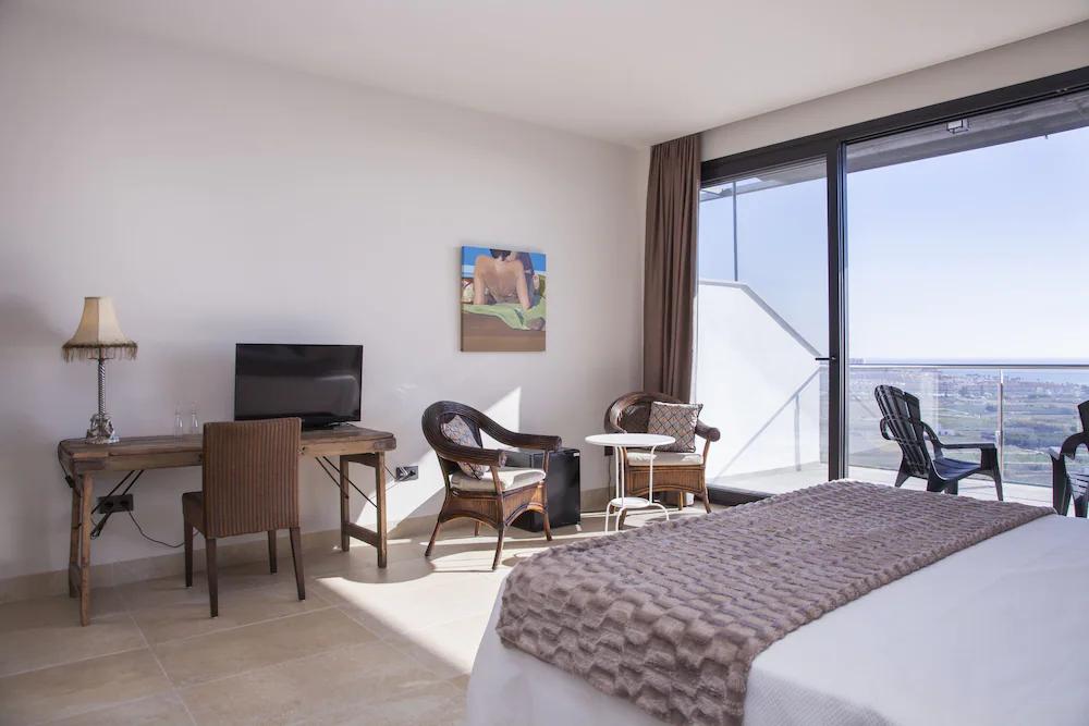 Miba Hotel 2*