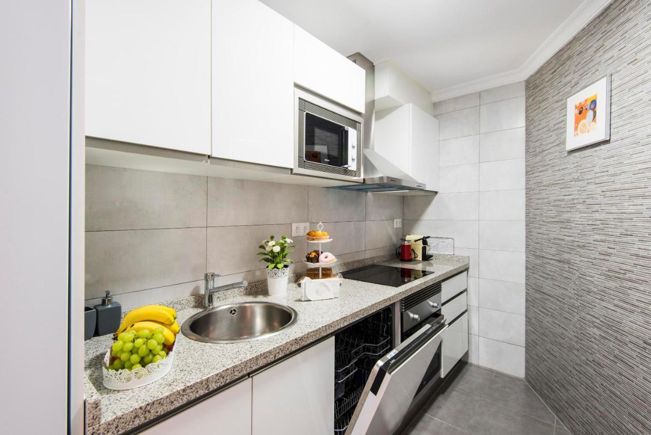 Wonderful In Puerto Marina Apartamento