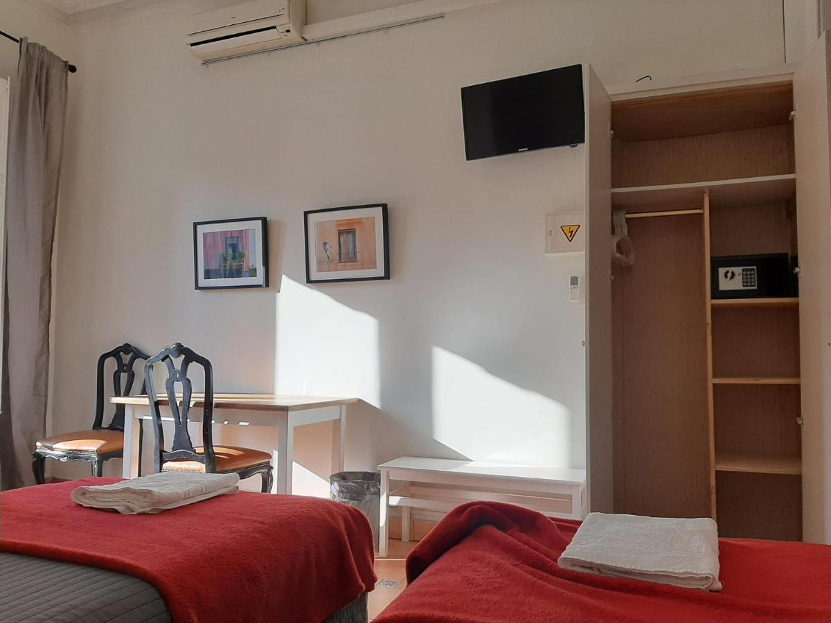 Guest house Casa Consell Gran Via, Barcelona