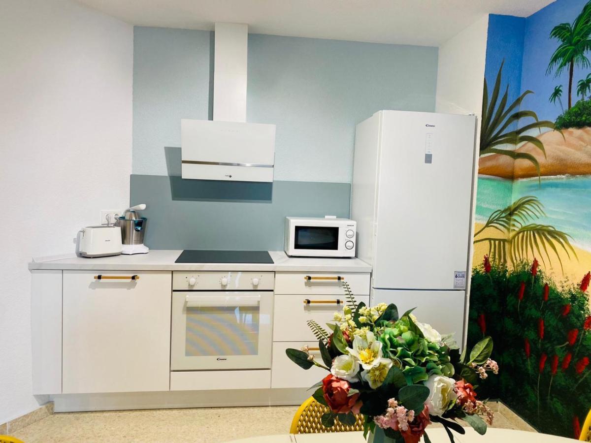 First Line! Art-apartment On The Seafront Of With Swimming Pool *
