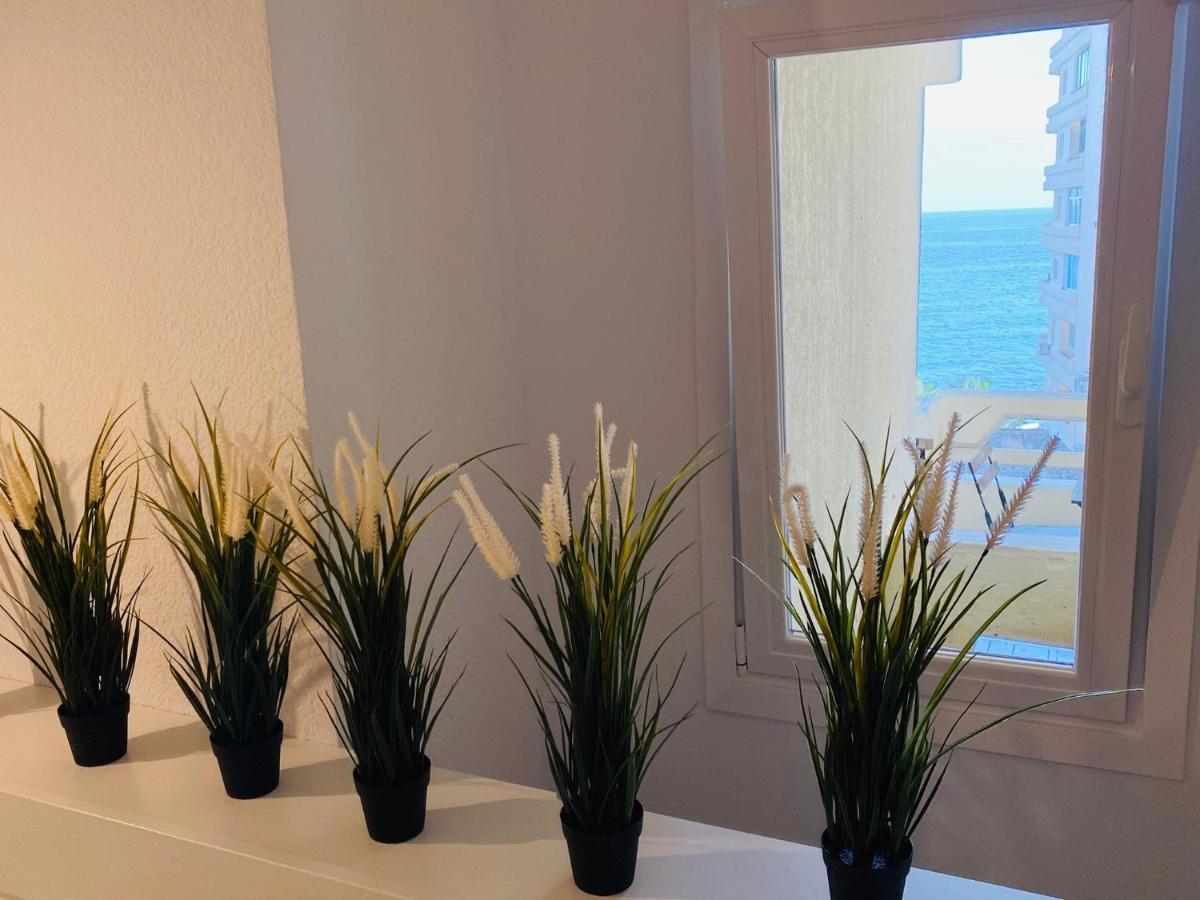 First Line! Art-apartment On The Seafront Of With Swimming Pool Apartment *