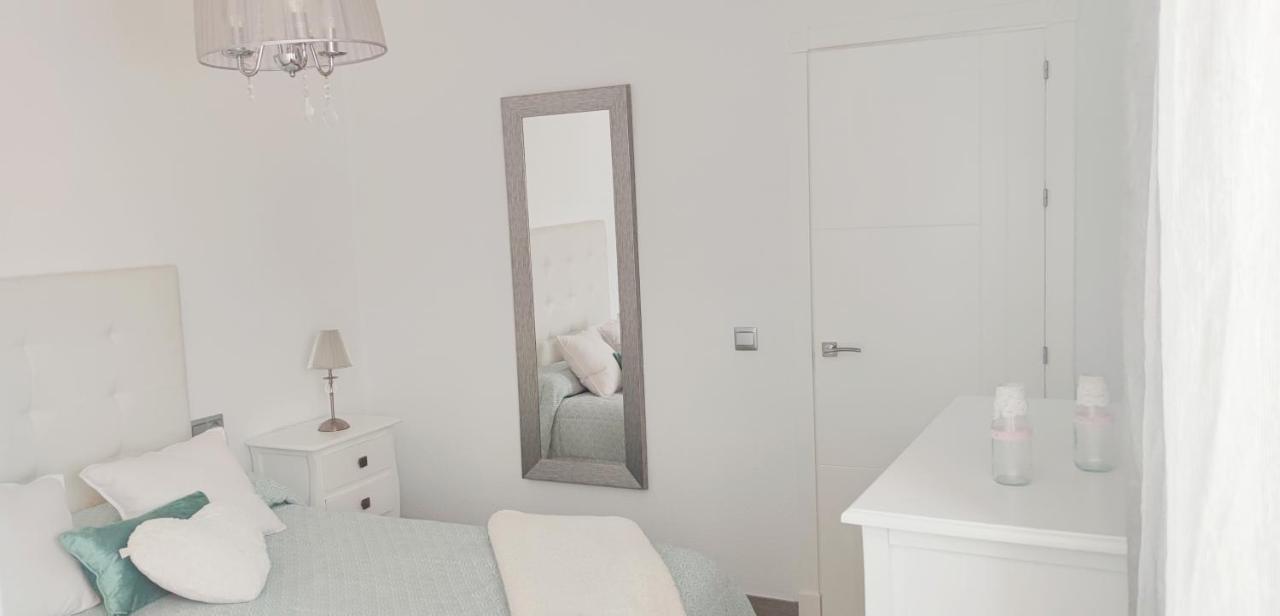 Apartment Piso 100 Metros Del Centro Del Pueblo 6 Kilometros De La Playa La Barrosa Chiclana de la Frontera