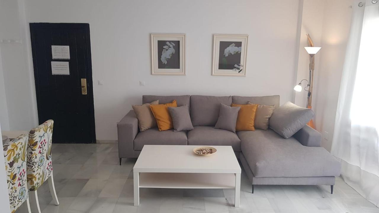 3 Bed Penthouse In The Heart Of Puerto Banus & Pool *