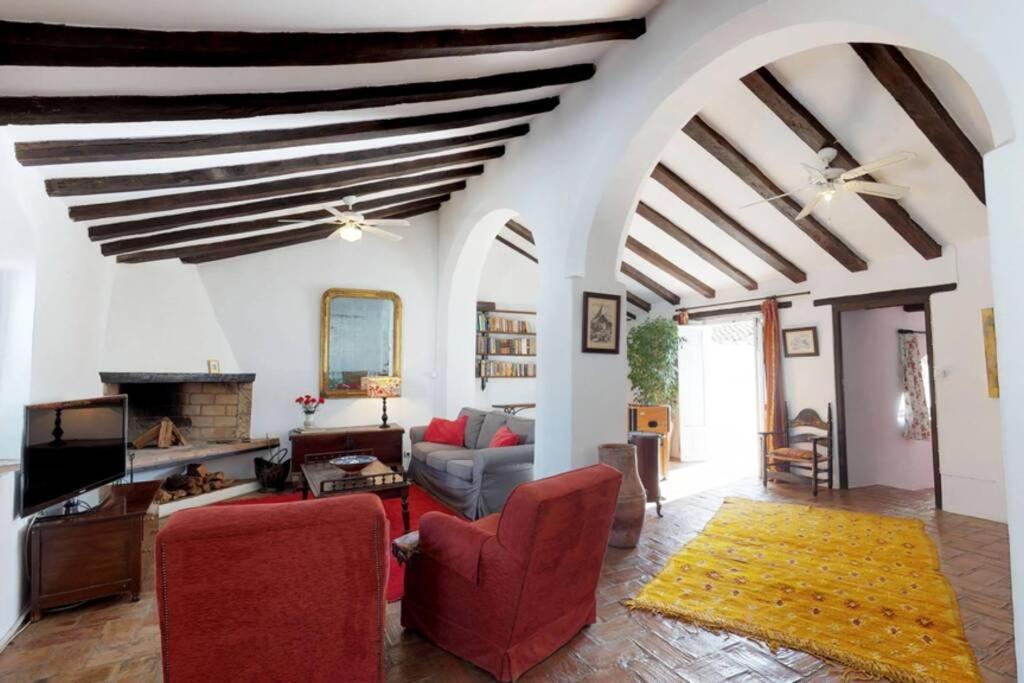 La Casa Del Piano - Beautiful 18th Century House With Courtyard & Pool Сasa de vacaciones *