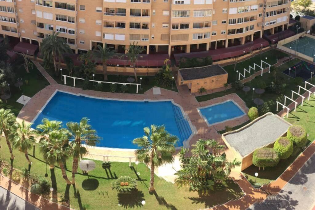 Beautiful With Swimming Pool And Apartment Alicante