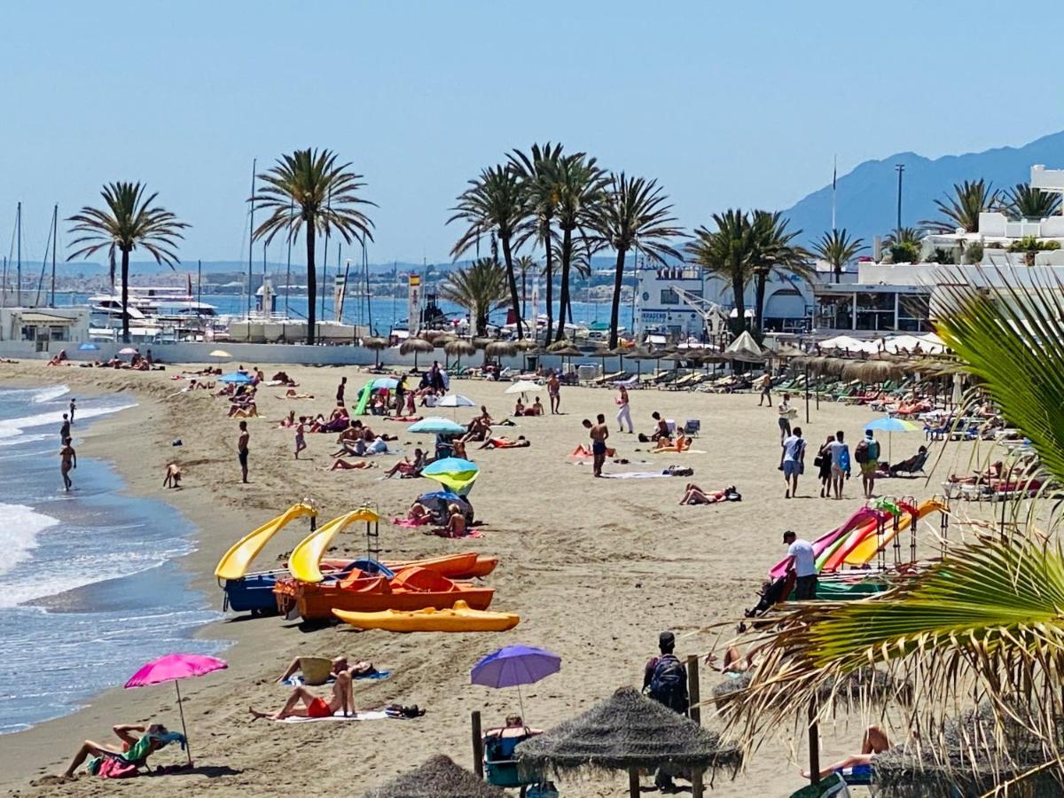 Apartment First Line! Art-apartment On The Seafront Of With Swimming Pool Marbella