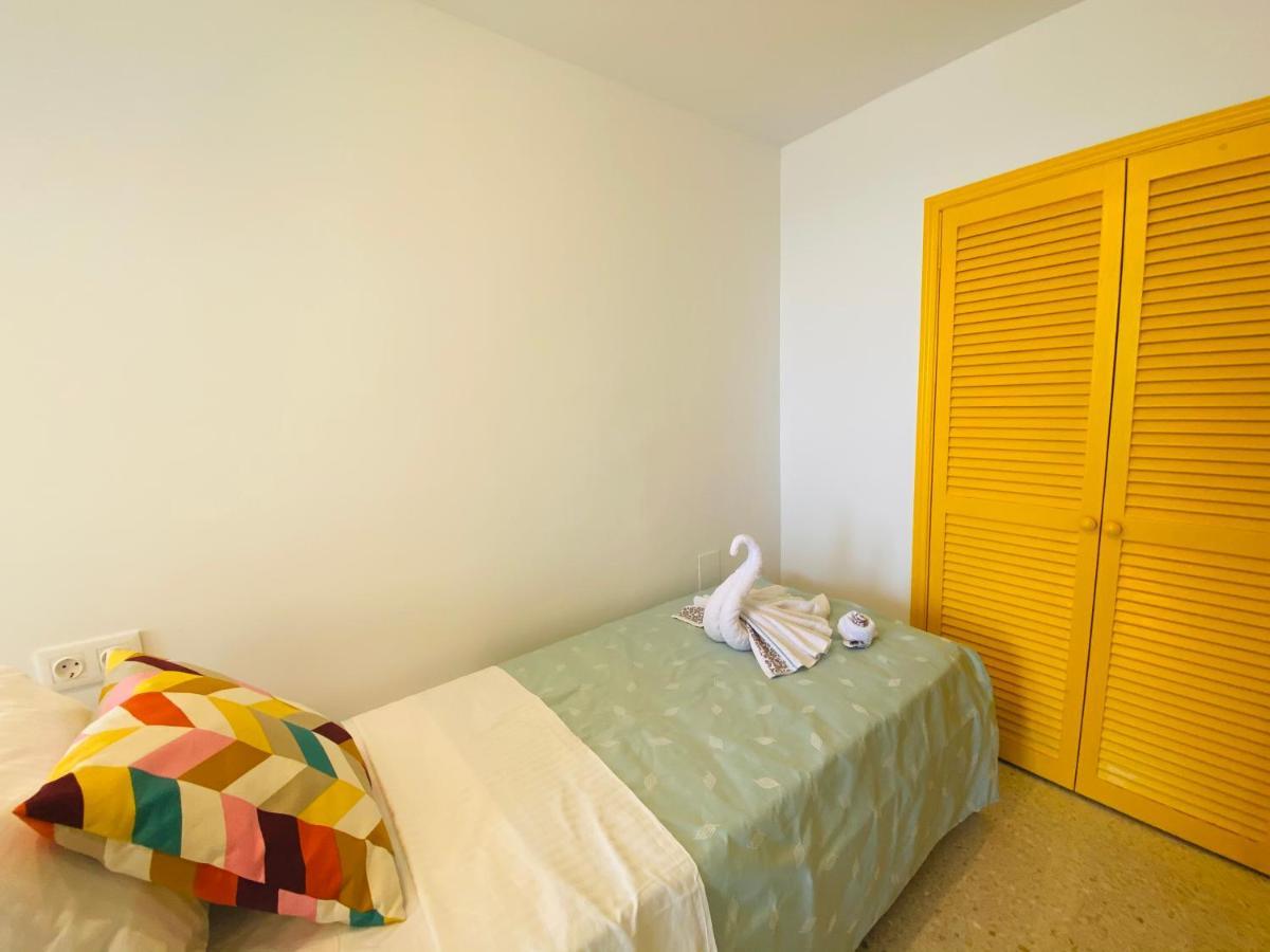 Apartment First Line! Art-apartment On The Seafront Of With Swimming Pool