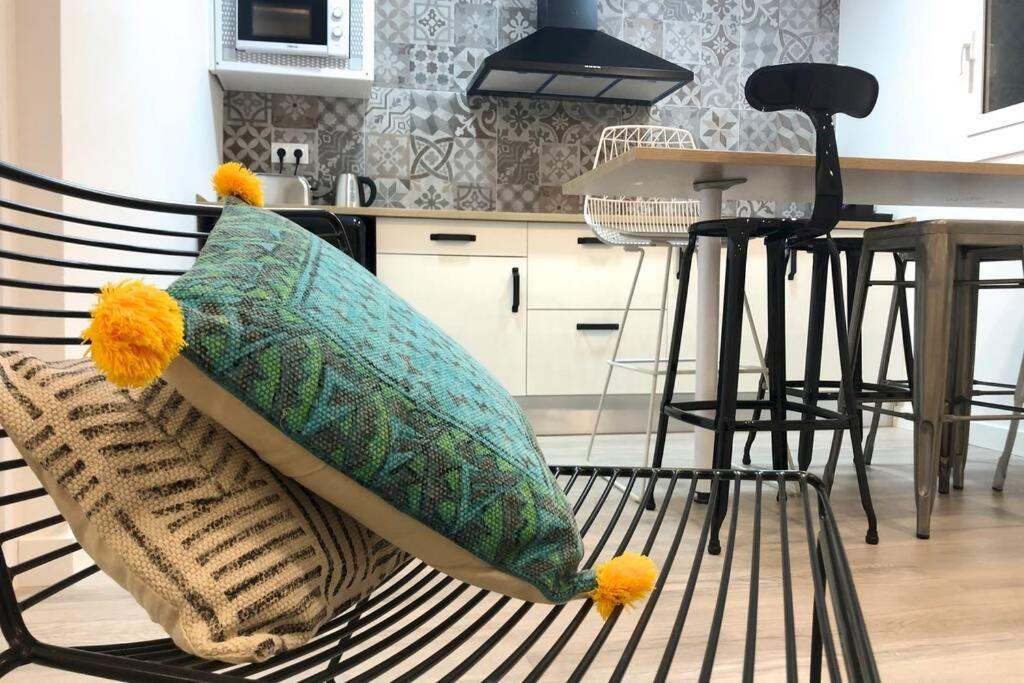 M5 Cool Terrace. Metro 1 Min. Center 15' By Metro Apartment Esplugues de Llobregat