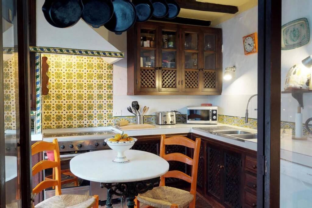 La Casa Del Piano - Beautiful 18th Century House With Courtyard & Pool * Jimena De La Frontera