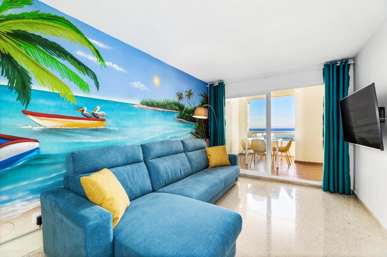 First Line! Art-apartment On The Seafront Of With Swimming Pool