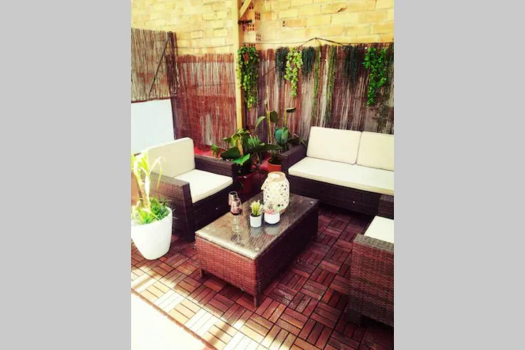M5 Cool Terrace. Metro 1 Min. Center 15' By Metro Apartment *