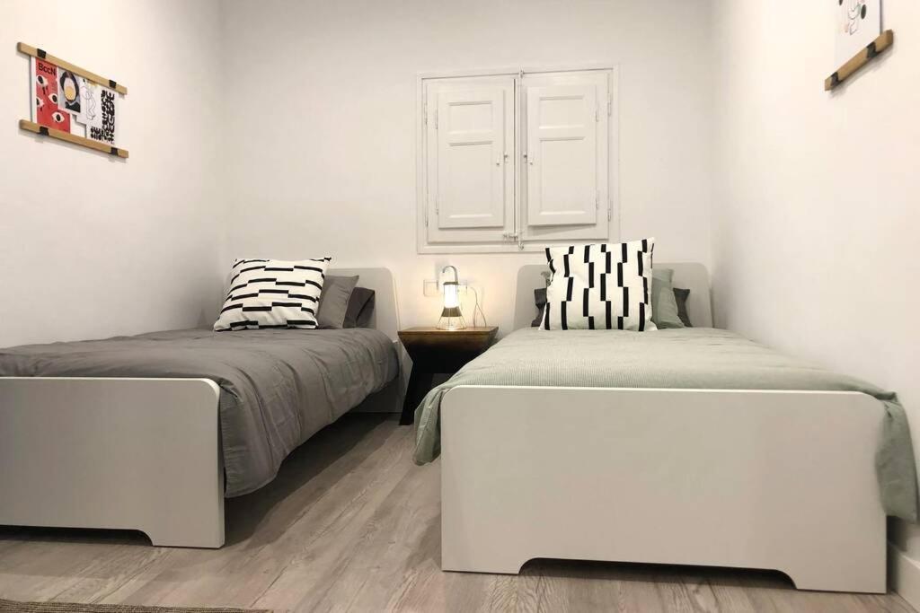M5 Cool Terrace. Metro 1 Min. Center 15' By Metro * Esplugues de Llobregat