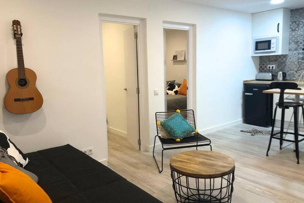 M5 Cool Terrace. Metro 1 Min. Center 15' By Metro Apartment Esplugues de Llobregat