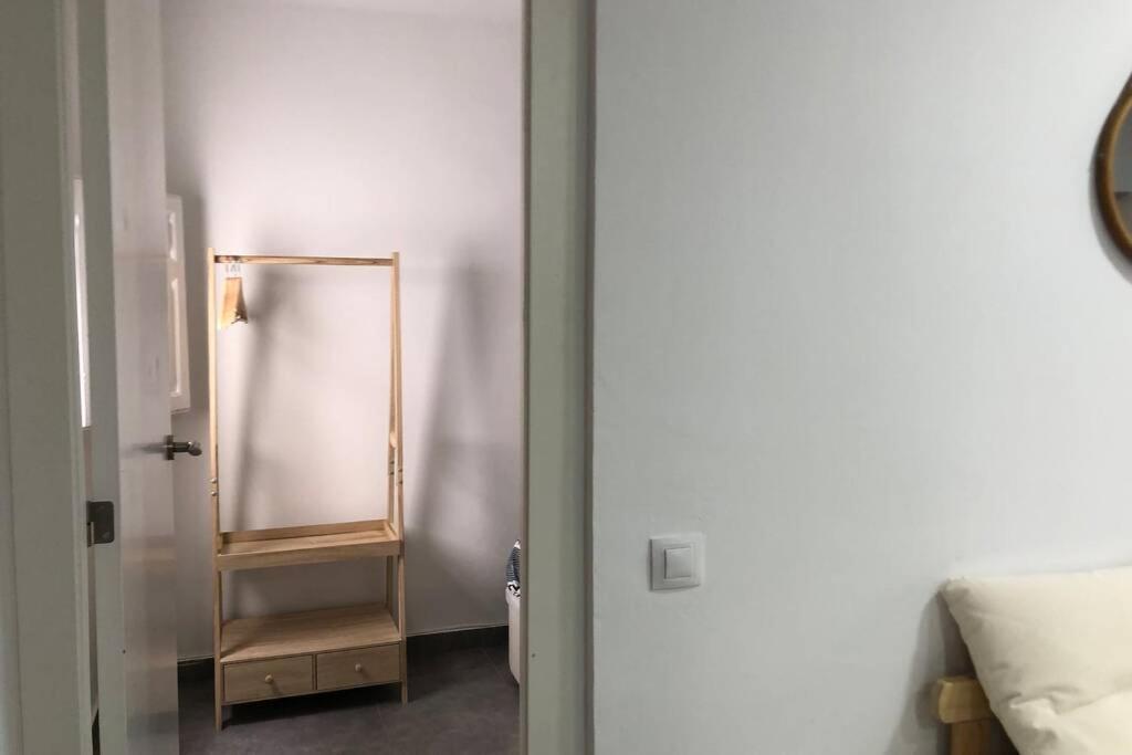 Apartment M4 Cool Terrace. 1 Min To Metro. 15 Min To Center *