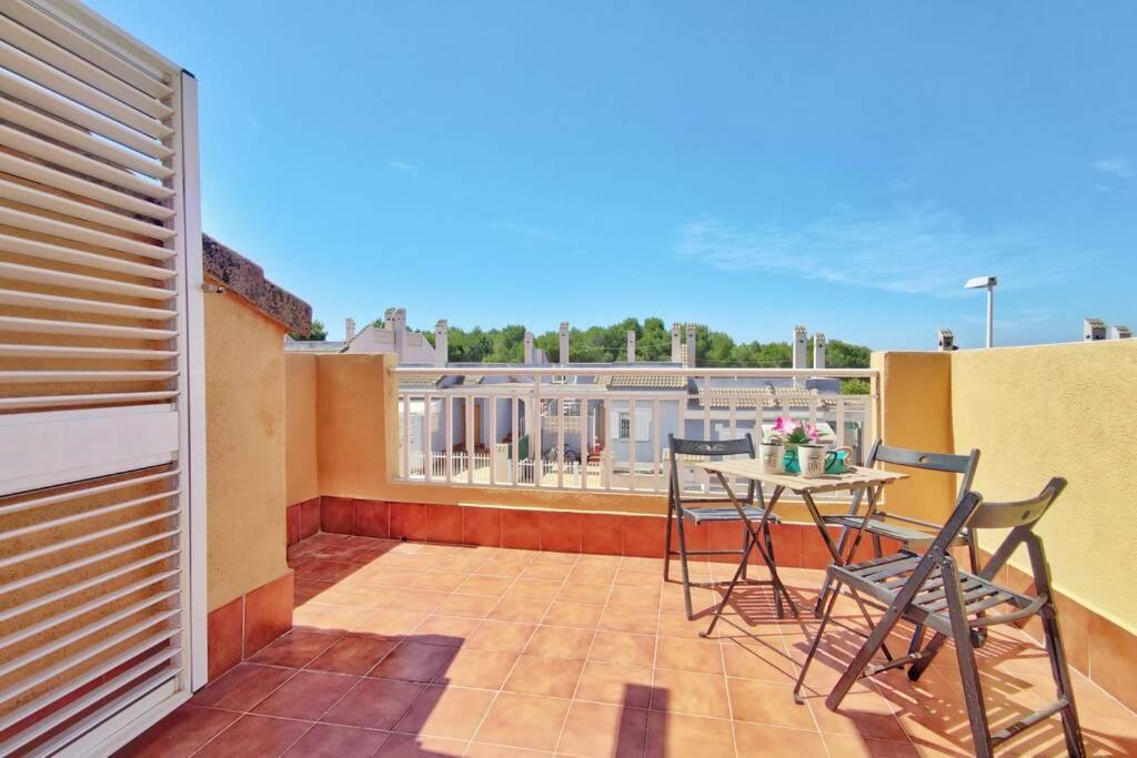 Apartamento Montefaro Spacious Townhouse - & Pool