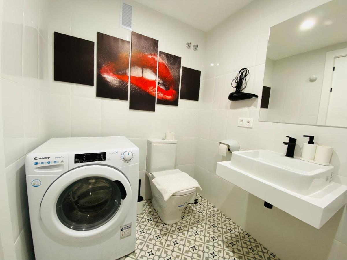 Apartment First Line! Art-apartment On The Seafront Of With Swimming Pool *
