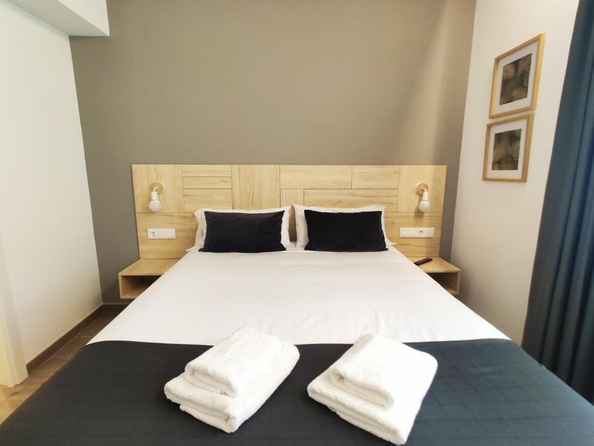 Apartahotel Global & *