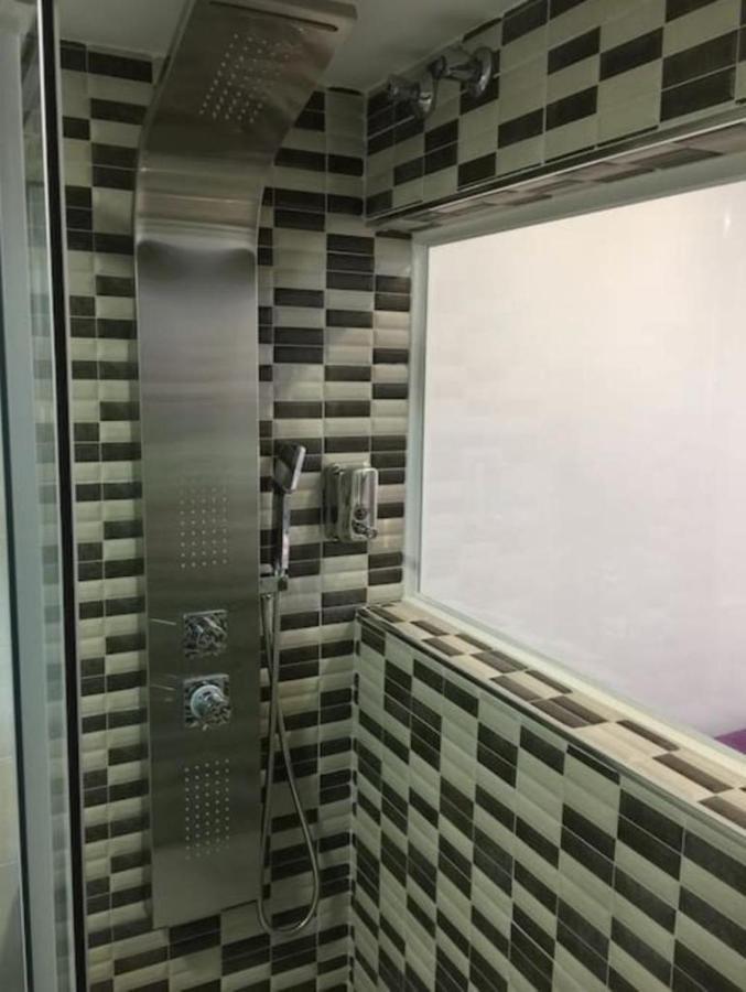 Apartment Benalbeach, Primera Linea *