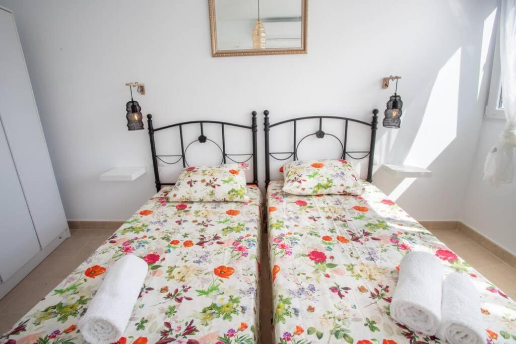 Apartment New Fantastic Location 2 Bed, 2 Bath 150m From The Beach, Central