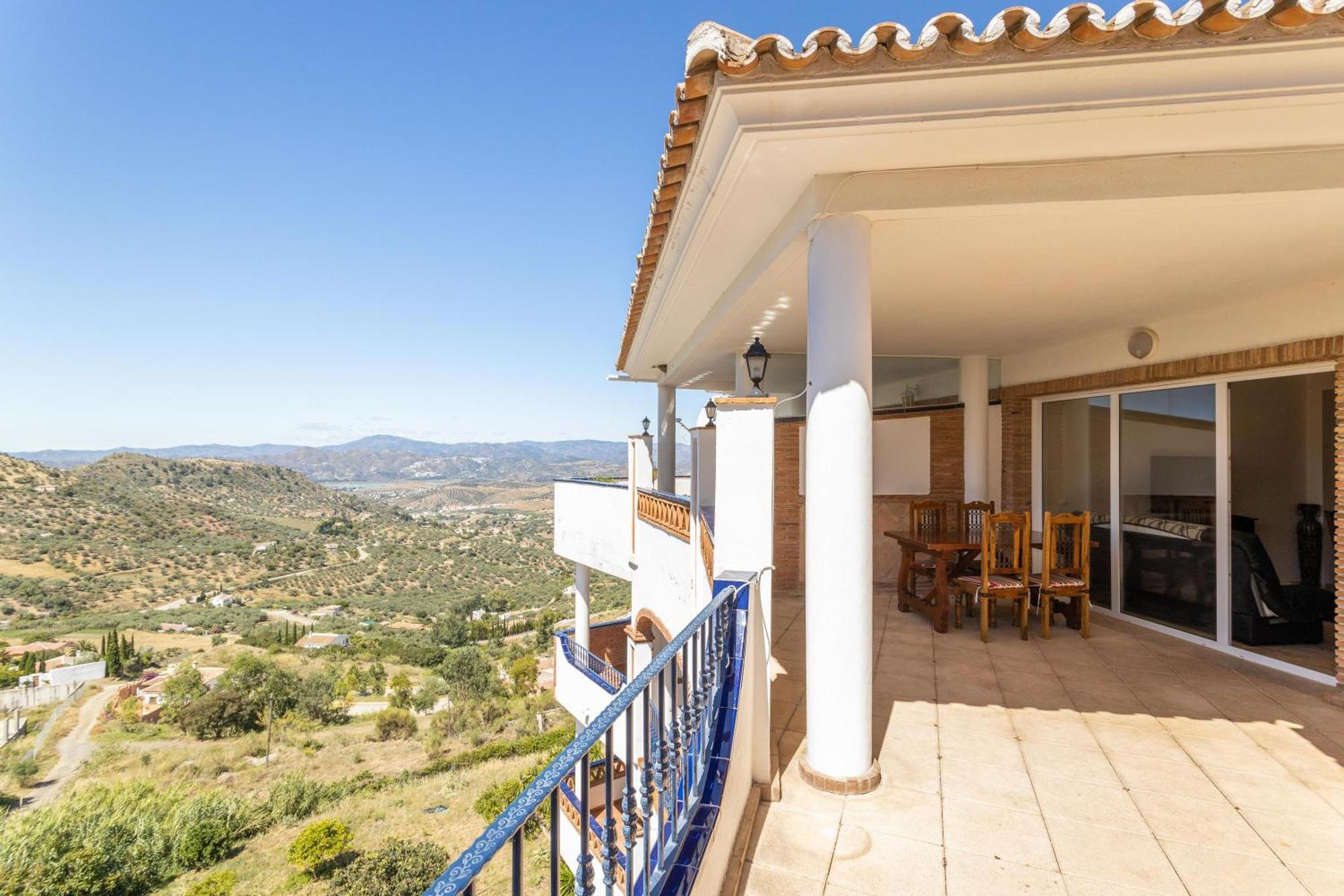 Apartamento ático Alcaucín
