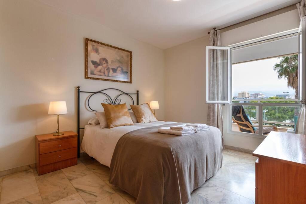 Playa Huelin Apartamento Malaga